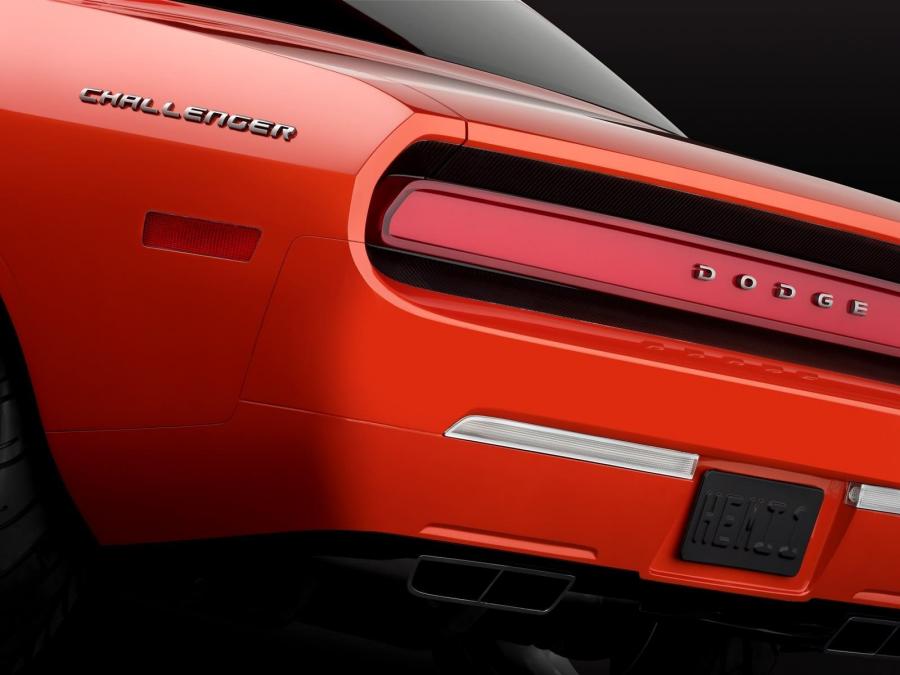  Dodge Challenger RT Concept 2007 года  (фото 11 из 15)